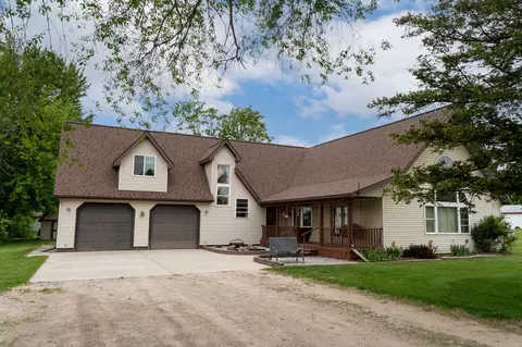 9755 E Deerfield, Shepherd, MI 48883 photo 2