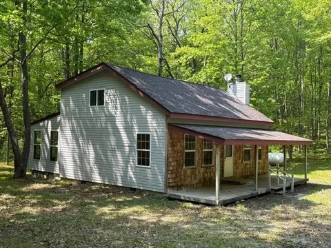 350 Mcmorris, Harrison, MI 48625 photo 3