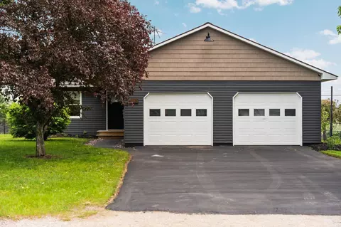 883 Valley Vw, Traverse City, MI 49685