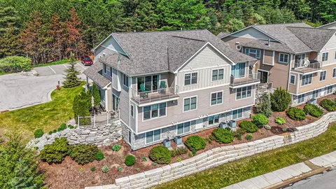 10889 Pine Blf #A, Traverse City, MI 49684