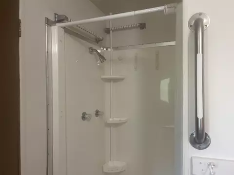 Bath - 8571 N Seymour, Flushing, MI 48433 photo 3 of 3