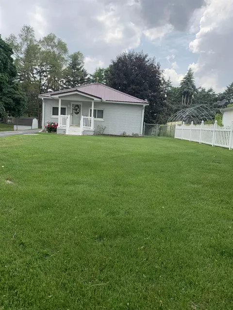 116 Windsor, Alma, MI 48801