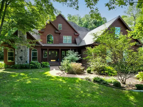 3690 Saint Andrews, Mount Pleasant, MI 48858