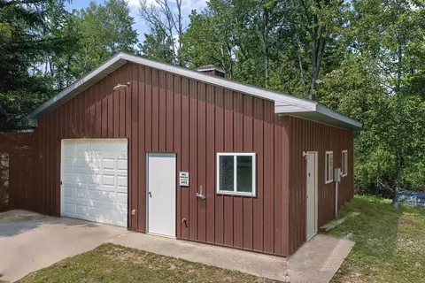 8123 S Rustic, Cedar, MI 49621 photo 29