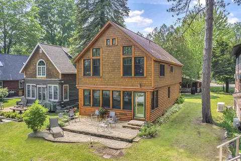 8123 S Rustic, Cedar, MI 49621 photo 2
