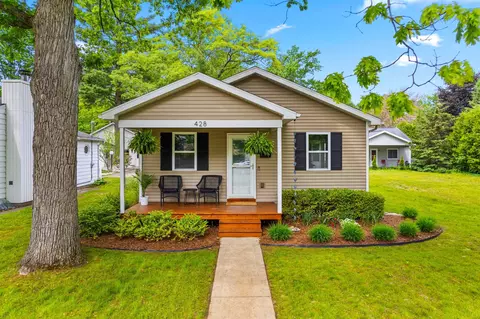 428 Davis, Traverse City, MI 49686