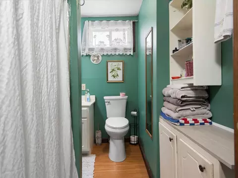 Bath - 11720 E 12, Manton, MI 49663 photo 1 of 2