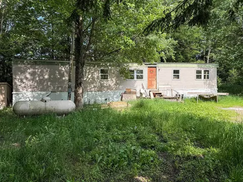 7671 S 27, Cadillac, MI 49601