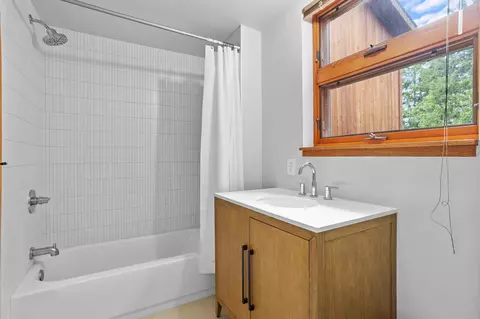 Bath - 4340 E Huron Riv, Ann Arbor, MI 48105 photo 5 of 6