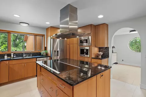 Kitchen - 4340 E Huron Riv, Ann Arbor, MI 48105 photo 2 of 4