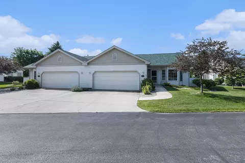 301 Golf Vw, Elk Rapids, MI 49629