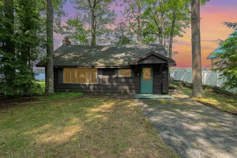 3930 E Cedar Lk, Greenbush, MI 48738