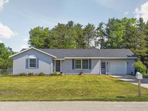 1708 Ketha, Cadillac, MI 49601