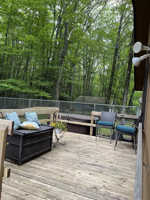 Exterior - 914 S Foster, Au Gres, MI 48703 photo 7 of 10