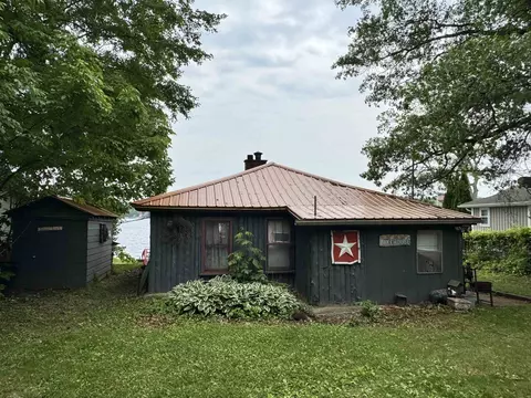 1271 N Crooked Lk, Lake, MI 48632
