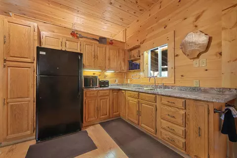 Kitchen - 405 E Shetland, Cedar, MI 49621 photo 1 of 2