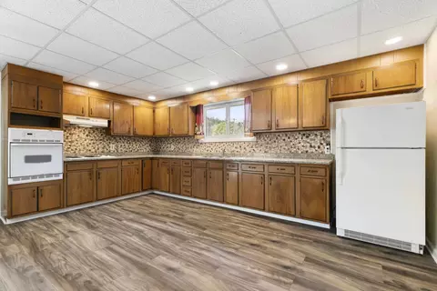 Kitchen - 331 George Mcmanus, Elberta, MI 49628 photo 2 of 2