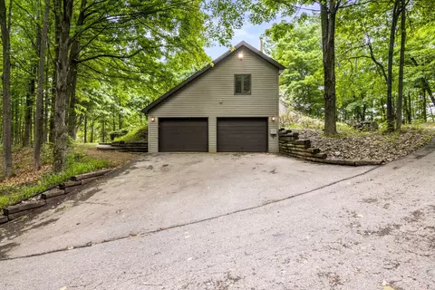 9420 E Traverse, Traverse City, MI 49684