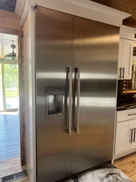 Kitchen - 8840 Golfside, Shepherd, MI 48883 photo 5 of 10
