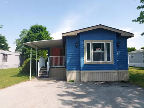 2779 Frank, Traverse City, MI 49686