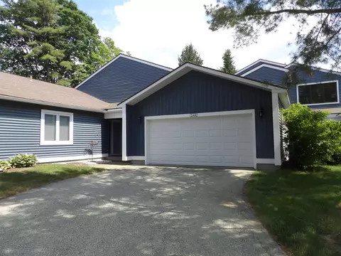 144 W North Shore Dr W #19, Cadillac, MI 49601