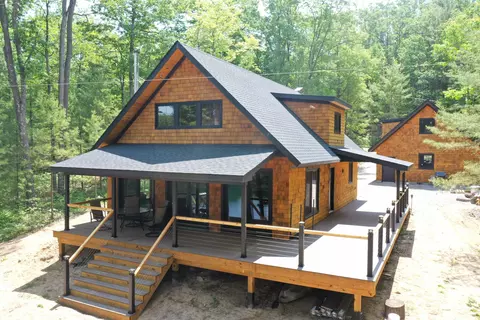 164 Loon Lk, Rose City, MI 48654