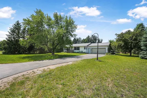 1806 Sawyer, Traverse City, MI 49685