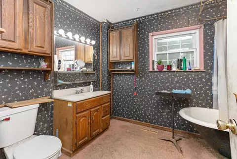 Bath - 309 W W Orch, Shepherd, MI 48883 photo 2 of 2