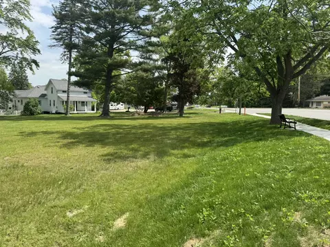 Ames, Elk Rapids, MI 49629 photo 12