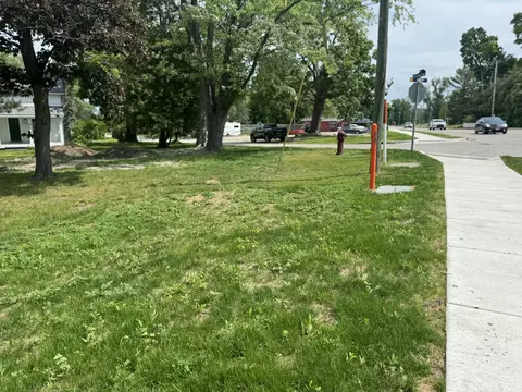 Ames, Elk Rapids, MI 49629 photo 17