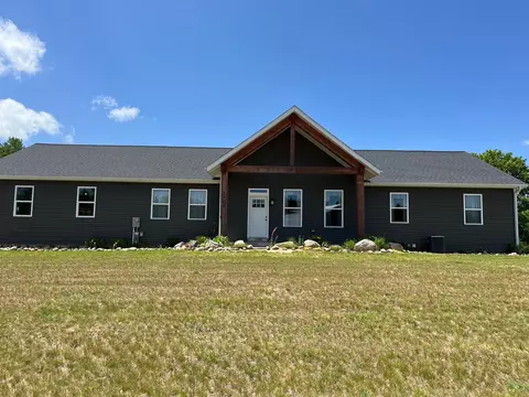 3762 S 31, Cadillac, MI 49601