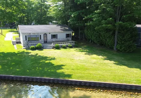 7949 Cedar Lk, Oscoda, MI 48750