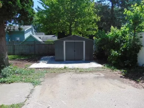 105 S Gwinner, Ithaca, MI 48847 photo 3