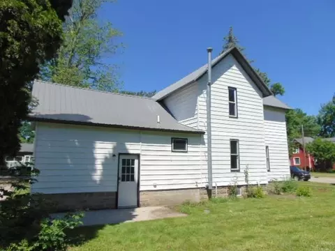 105 S Gwinner, Ithaca, MI 48847 photo 5