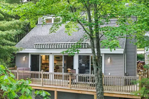 542 Island Vw, Traverse City, MI 49696