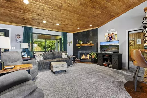 Living - 4255 S Eberhart, Clare, MI 48617 photo 1 of 5
