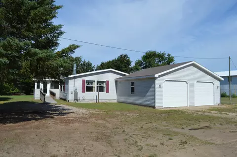 7657 NW Blake, Rapid City, MI 49676