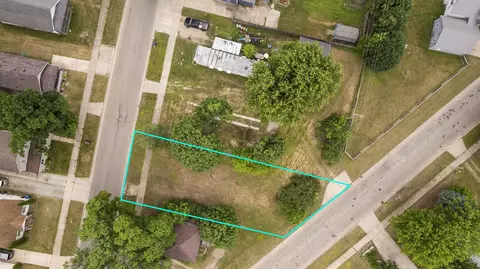 1023 Cotey, Cadillac, MI 49601