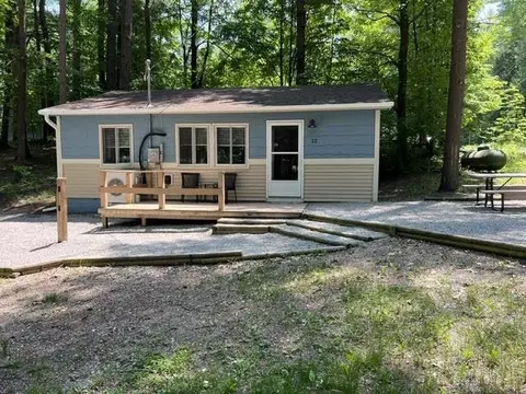 2341 Lakeview, Traverse City, MI 49696