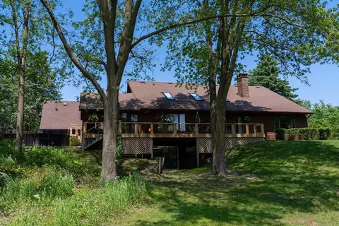 1600 E Deerfield, Mount Pleasant, MI 48858