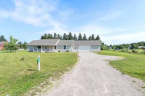 2703 Orchard Bch, Cheboygan, MI 49721 photo 4