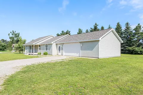 2703 Orchard Bch, Cheboygan, MI 49721 photo 7