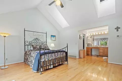 Bedroom - 7380 Shellenbarger, Hale, MI 48739 photo 2 of 9