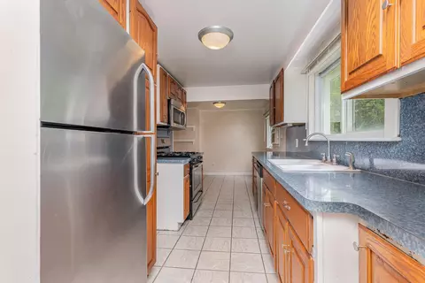 3366 E Hubbard, Midland, MI 48642 photo 6