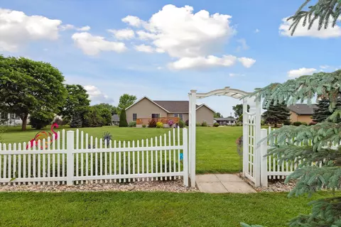 Exterior - 514 Westwind, Ithaca, MI 48847 photo 17 of 17