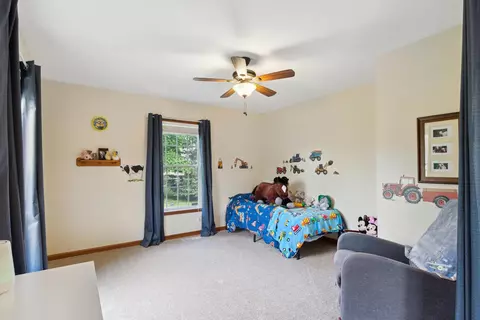 Bedroom - 514 Westwind, Ithaca, MI 48847 photo 3 of 5
