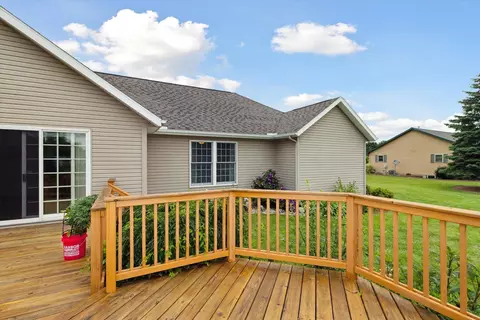 Exterior - 514 Westwind, Ithaca, MI 48847 photo 9 of 17