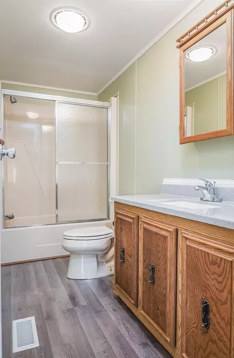 Bath - 5730 Cavender, Shepherd, MI 48883 photo 3 of 4