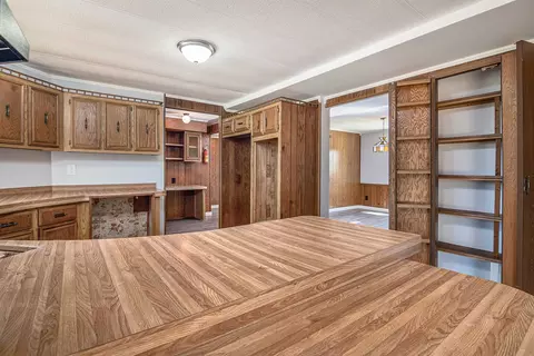 Kitchen - 5730 Cavender, Shepherd, MI 48883 photo 3 of 4