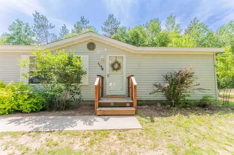 1134 Wagon Wheel, Interlochen, MI 49643